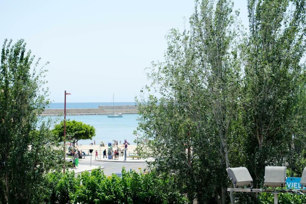 Primera línea en Playa Sur. Plaza Constitución Peñíscola Exterior foto